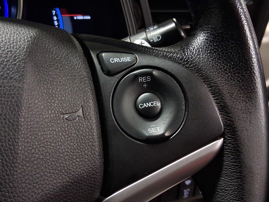 Honda Fit Hybrid ,Automatic — thumbnail 15