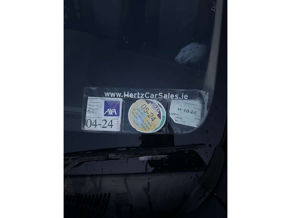 Hyundai i10 DELUXE 4DR — thumbnail 6