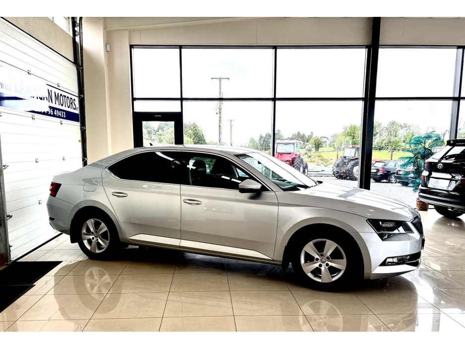 2017 Skoda Superb 1.6L Diesel For Sale Images