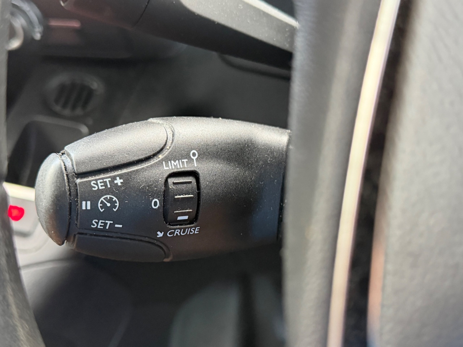 2023 Peugeot Partner 1.5L Diesel For Sale Images