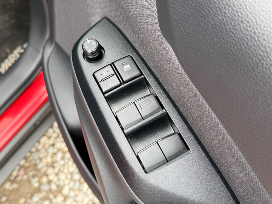 2025 Toyota Yaris Cross 1.5L Petrol Hybrid For Sale Images