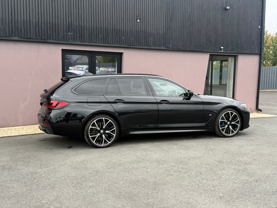 2023 BMW 5 Series 2L Diesel Hybrid For Sale Images
