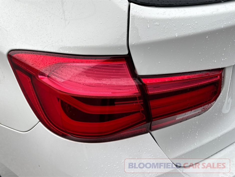 BMW 3 Series 320i MSPORT , AUTO // PRISTINE — thumbnail 16
