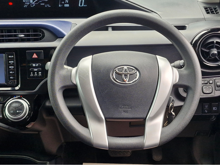 2017 Toyota Aqua 1.5L Petrol Hybrid For Sale Images