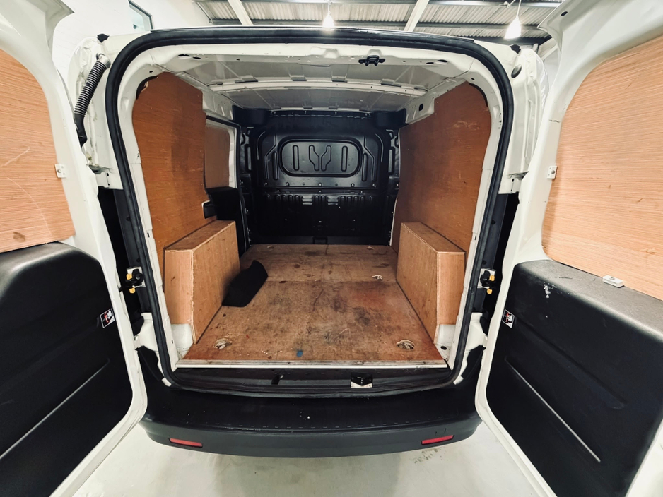 2023 Fiat Doblo 1.6L Diesel For Sale Images