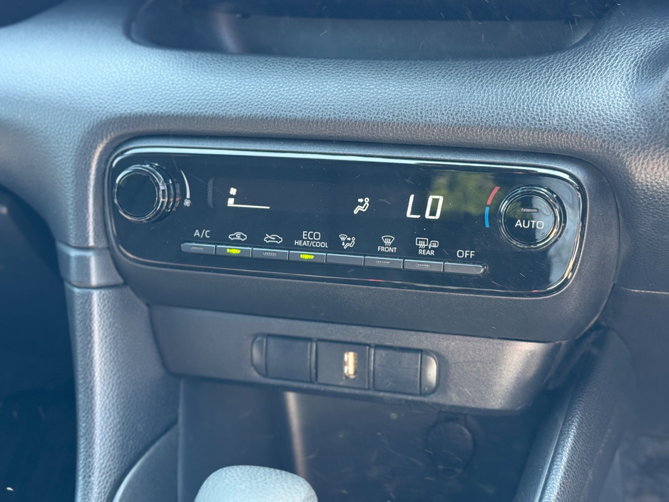2020 Toyota Yaris 1.5L Petrol Hybrid For Sale Images