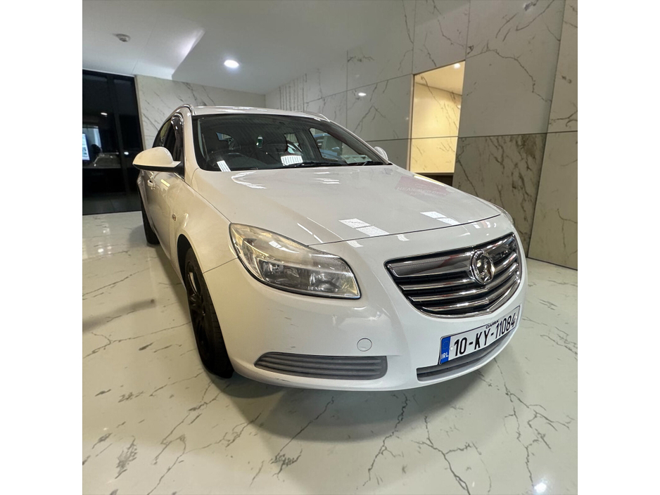 2010 Vauxhall Insignia 2L Diesel For Sale Images