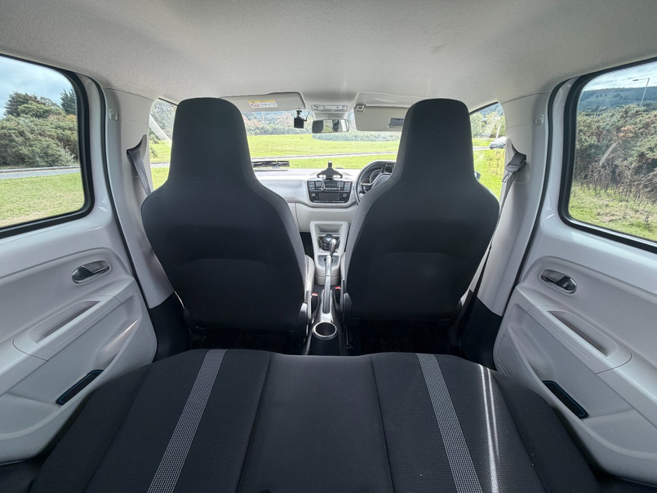 Volkswagen up! DBA-AACHY 5DR — thumbnail 2