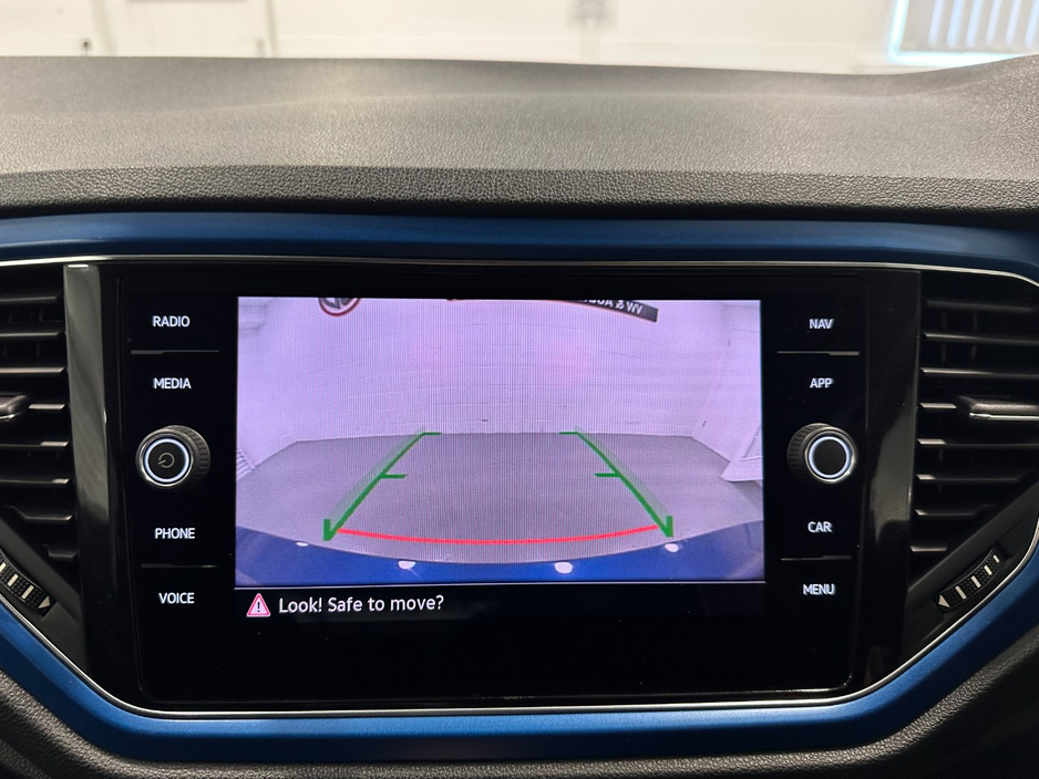2021 Volkswagen T-Roc 2L Diesel For Sale Images