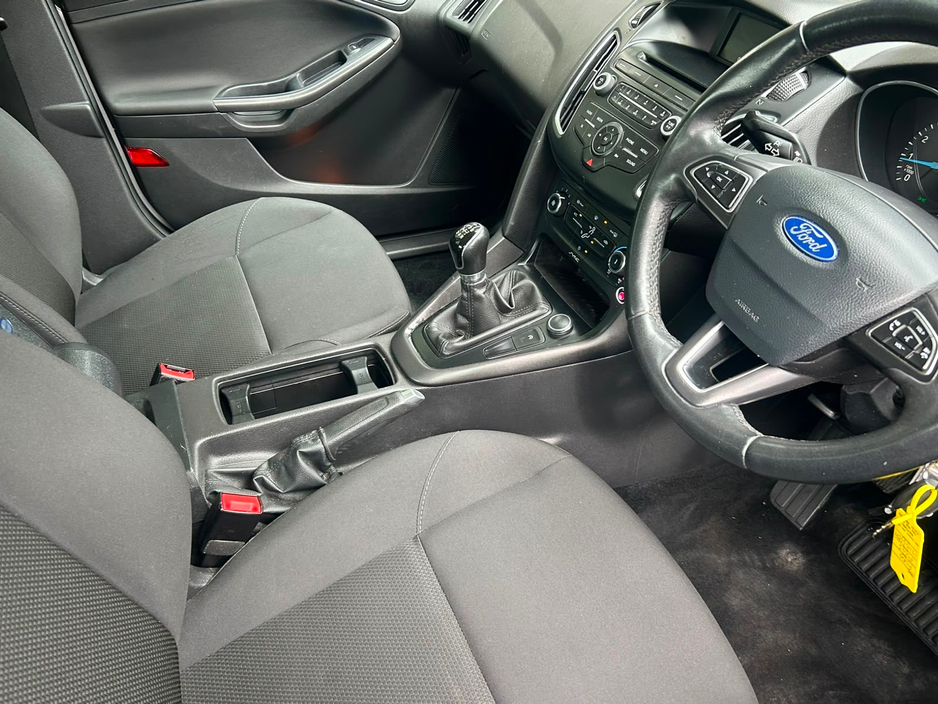 Ford Focus STYLE 1.0 ECOBOOST 100PS 4DR — thumbnail 11