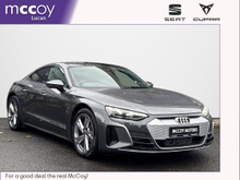 Audi e-tron GT quattro *E-TRON GT...