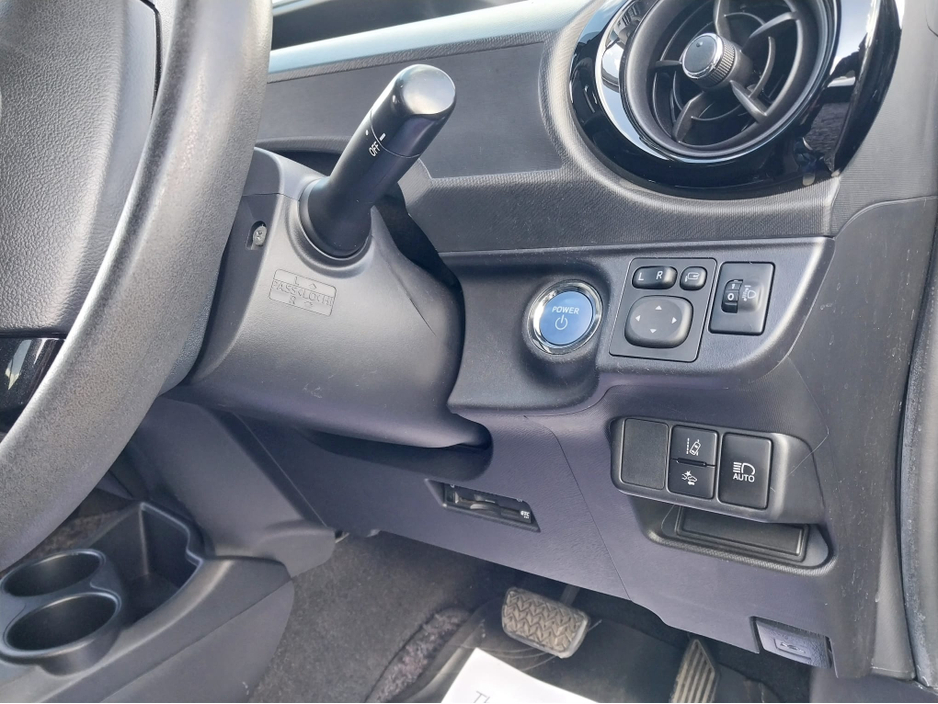 Toyota Aqua 1.5 Petrol Hybrid Automatic Low Km — thumbnail 22
