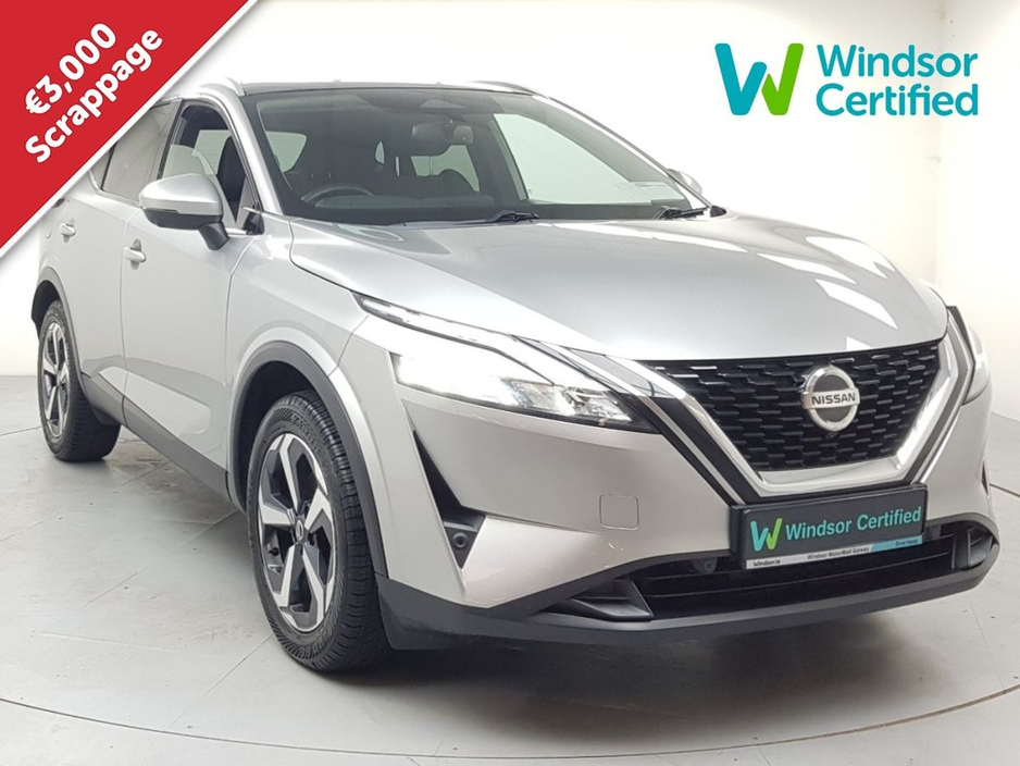 Nissan Qashqai 1.3 PET MILD HYBRID SV PREMIUM