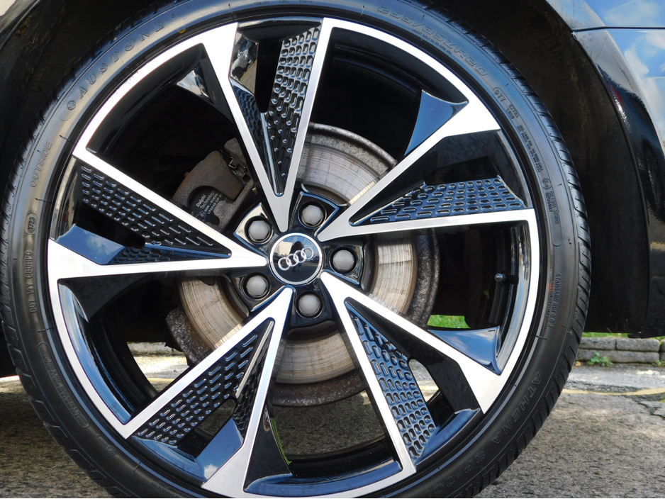 AUDI A6 ID:3507355