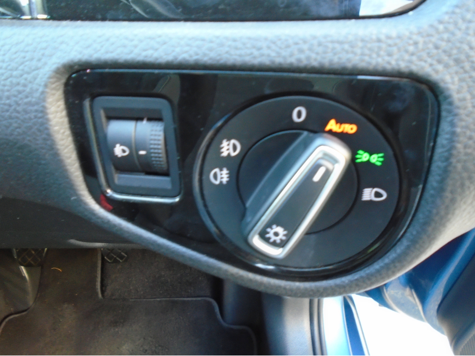2016 Volkswagen Golf 1.6L Diesel For Sale Images