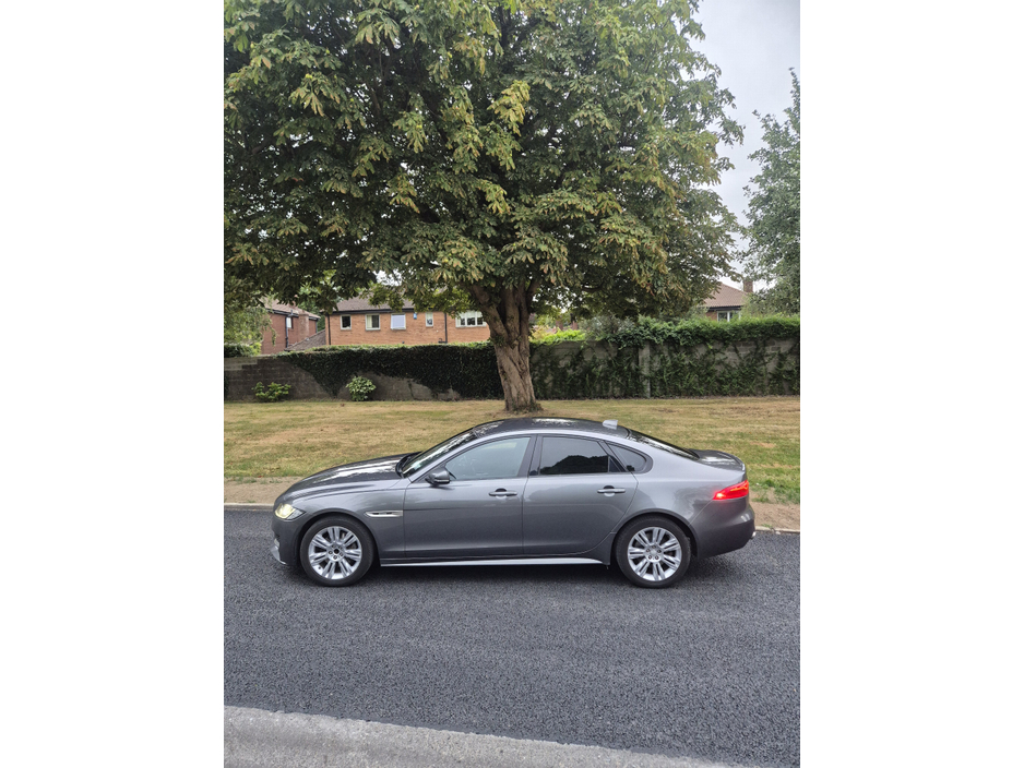 Jaguar XF 2.0 D RWD R-SPORT MY 18 4DR AUTO — thumbnail 32