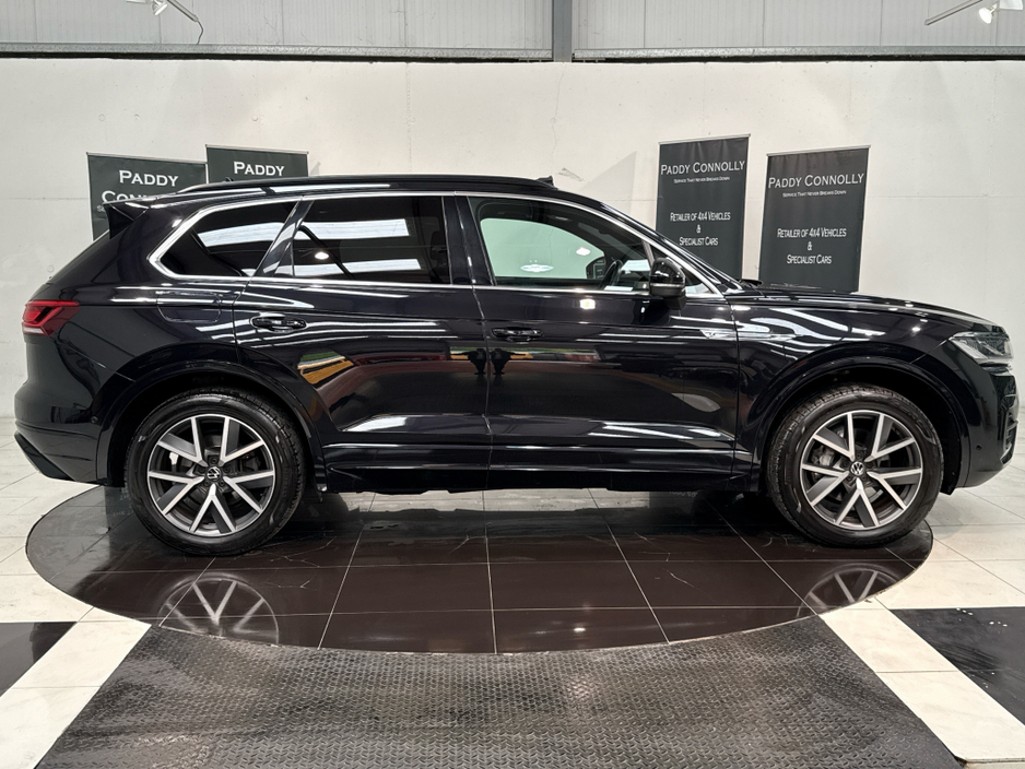 2021 Volkswagen Touareg 3L Diesel For Sale Images