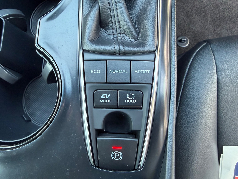 2019 Toyota Camry 2.5L Petrol Hybrid For Sale Images