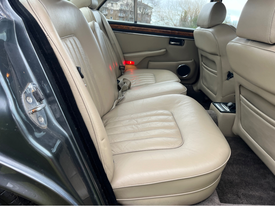 1990 Daimler Double Six 5.3L Petrol For Sale Images