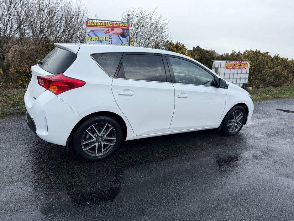2015 Toyota Auris 1.4L Diesel For Sale Images