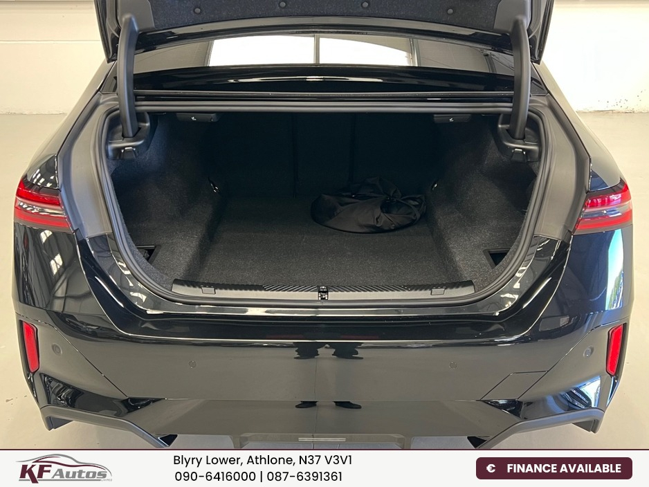2024 BMW 5 Series 2L Petrol Plug-in Hybrid For Sale Images
