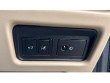 2018 Land Rover Discovery 2L Diesel For Sale Images