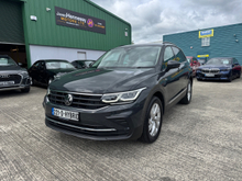 2022 Volkswagen Tiguan 1.4L Petrol Plug-in Hybrid For Sale Images