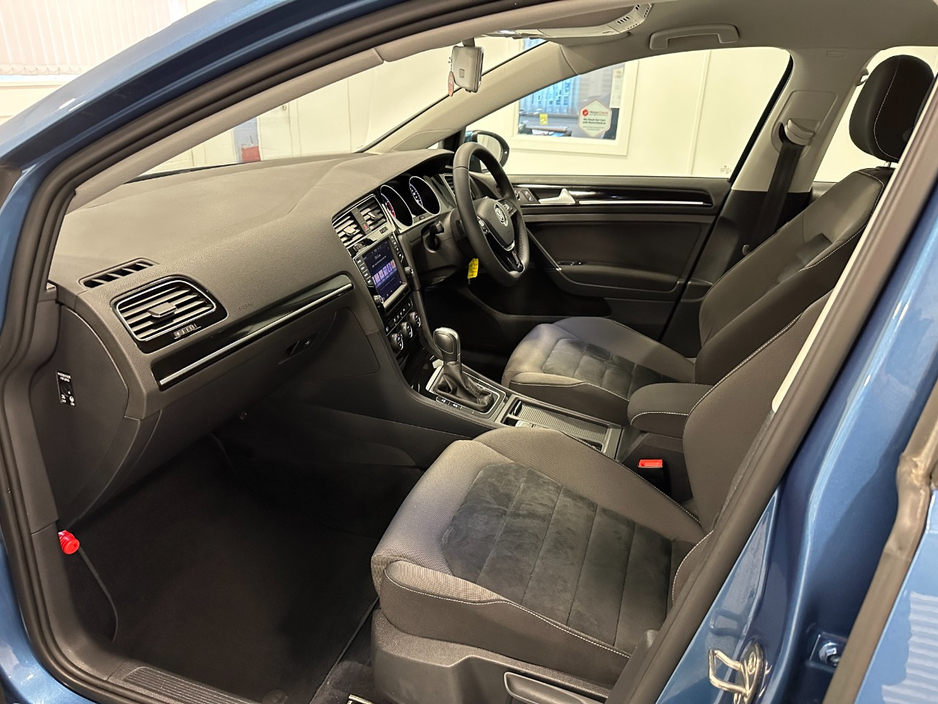 2014 Volkswagen Golf 1.4L Petrol For Sale Images