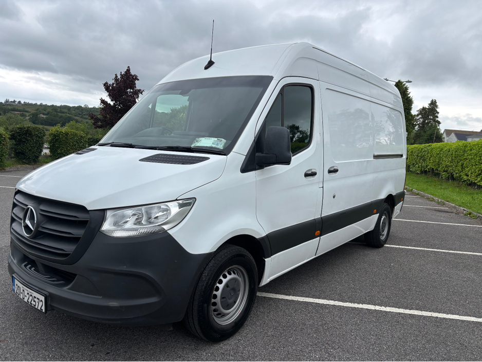 2020 Mercedes-Benz Sprinter 2.1L Diesel For Sale Images