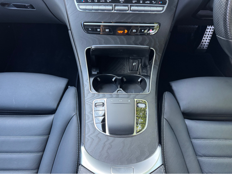 2021 Mercedes-Benz GLC Class 2.0L Diesel Plug-in Hybrid For Sale Images