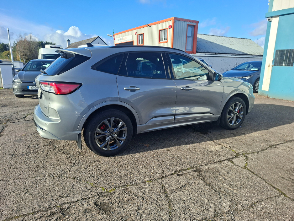 2023 Ford Kuga 2.5L Petrol Plug-in Hybrid For Sale Images