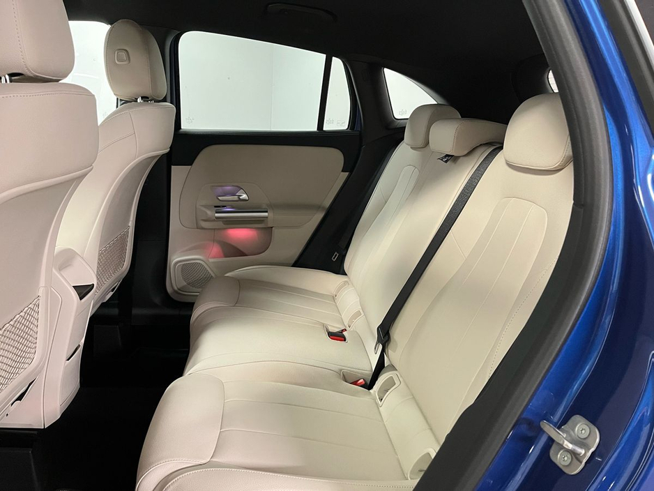 Mercedes-Benz GLA Class 250e Progressive - Reversing Camera - Ambient Lighting - Sat Nav - Climate Control - Heated Seats - Keyless Start - Apple CarPlay/Android Auto - €46,950 or €47,900 with Supagard Vehicle Protection & G — thumbnail 13