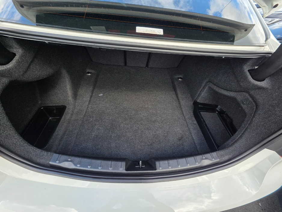 2013 BMW 3 Series 2L Diesel For Sale Images