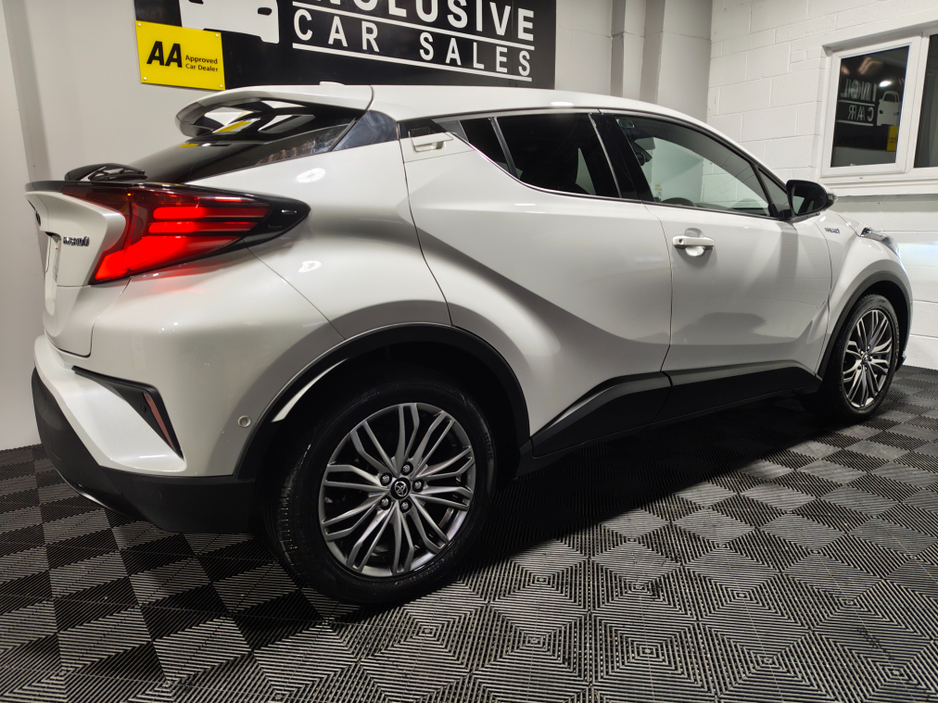2022 Toyota C-HR 1.8L Petrol Hybrid For Sale Images