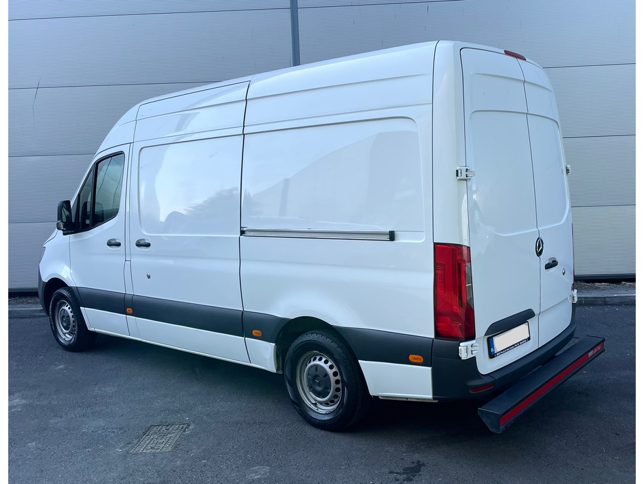 Used Mercedes-Benz Sprinter  (2021)