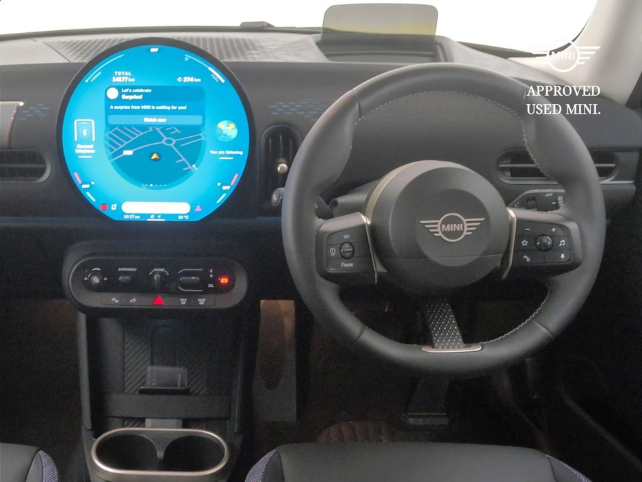 2025 MINI Hatch 2L Petrol For Sale Images