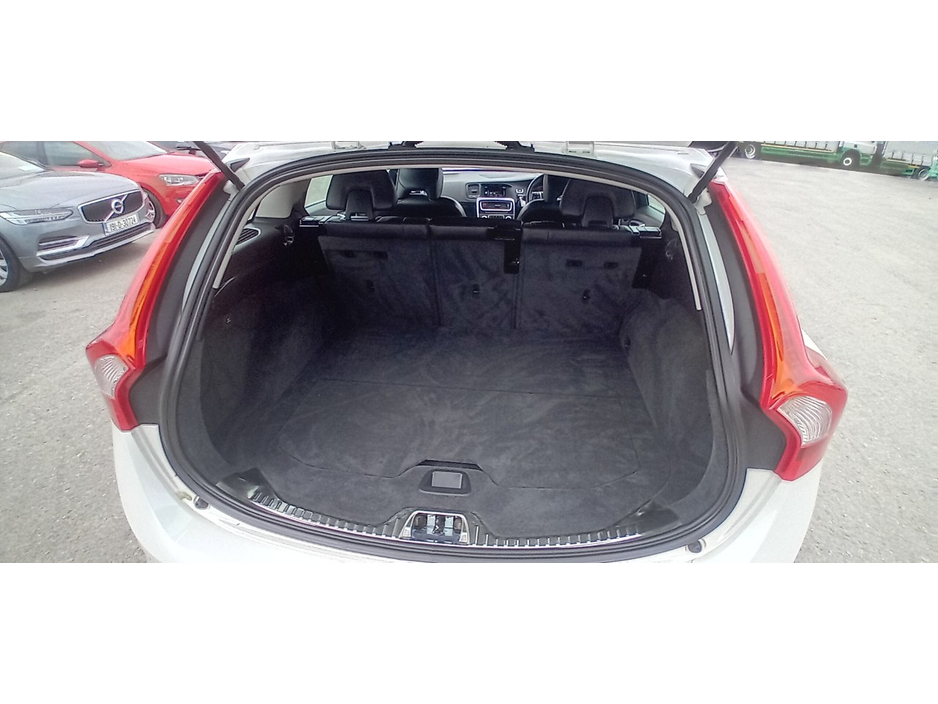 2015 Volvo V60 1.6L Petrol For Sale Images