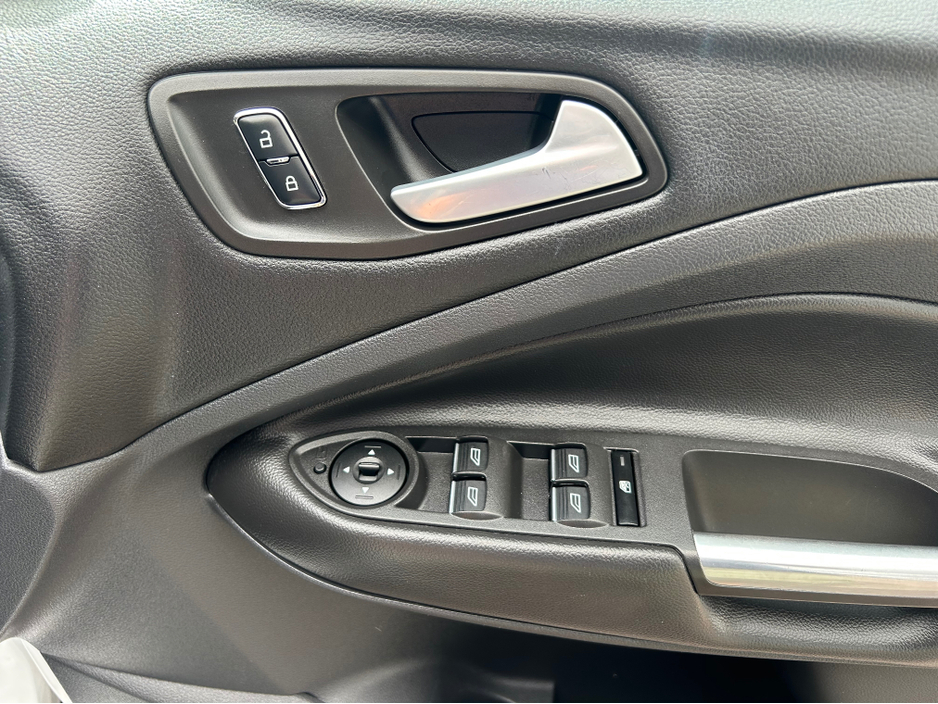 2016 Ford Kuga 2L Diesel For Sale Images