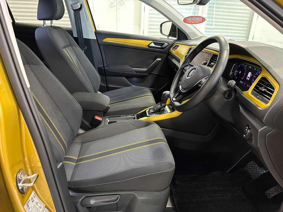 2021 Volkswagen T-Roc 2L Diesel For Sale Images