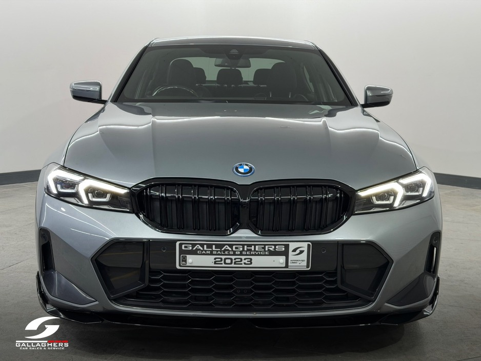 2023 BMW 3 Series 2L Petrol Plug-in Hybrid For Sale Images