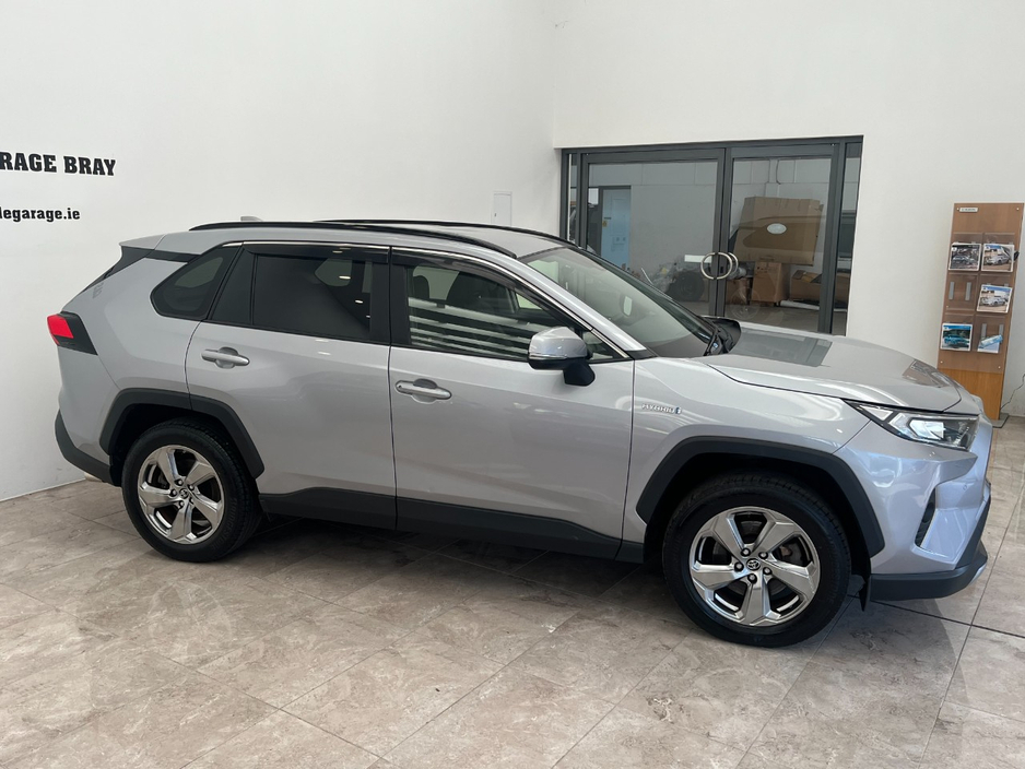 2019 Toyota Rav4 2.5L Petrol Hybrid For Sale Images