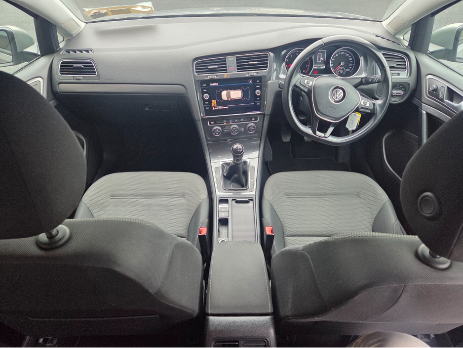 2019 Volkswagen Golf 1L Petrol For Sale Images