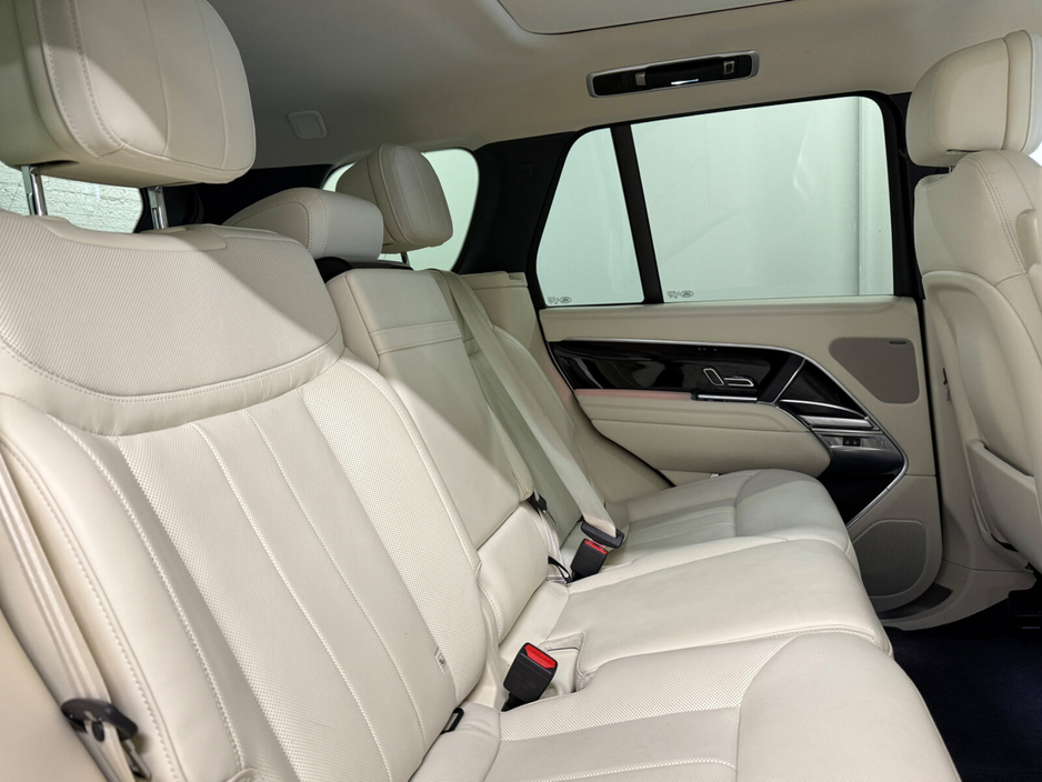 2022 Land Rover Range Rover 3.0L Petrol Plug-in Hybrid For Sale Images
