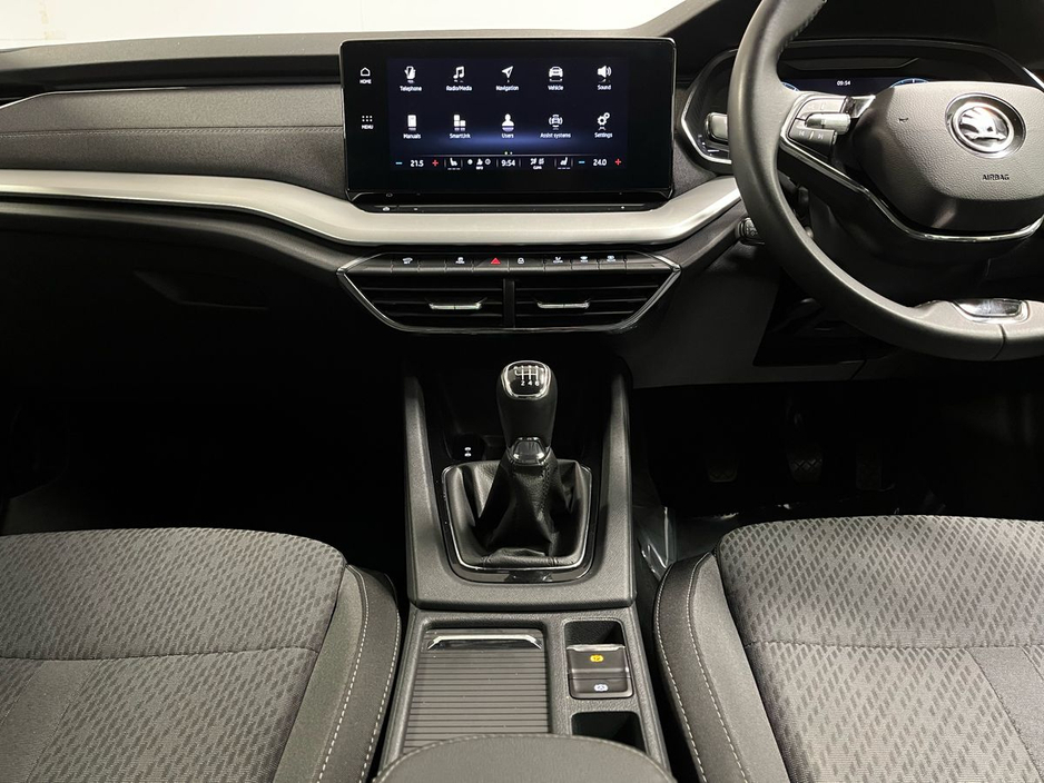 Skoda Octavia Style Combi 1.0TSI 110BHP - Rweversing Camera - Sat Nav - Climate Control - Heated Seats - Adaptive Cruise Control - Keyless Start - Apple CarPlay/Android Auto — thumbnail 20