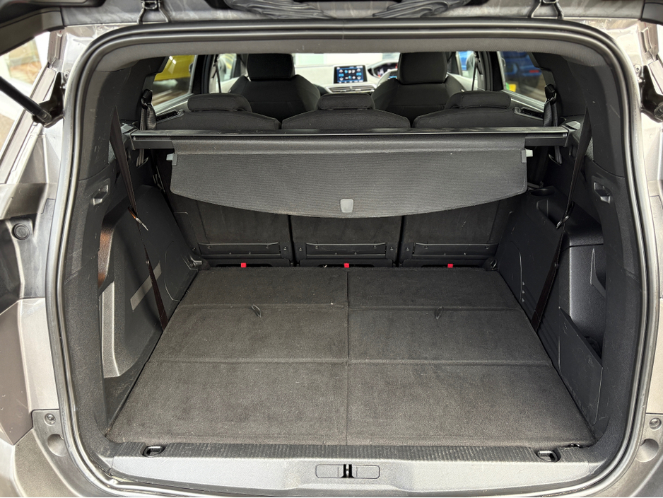 2023 Peugeot 5008 1.5L Diesel For Sale Images