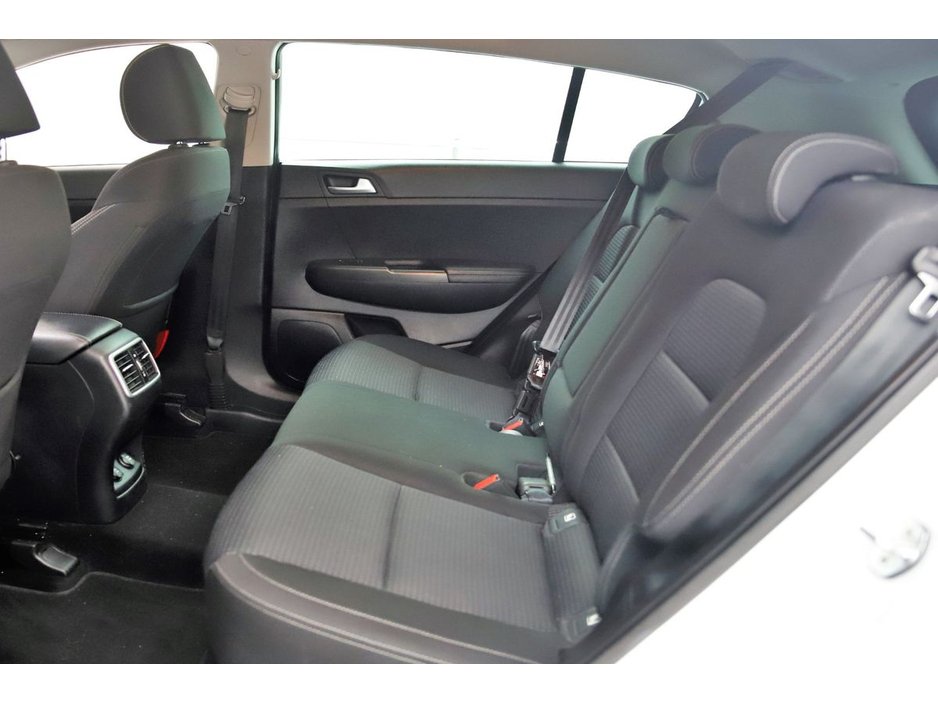 Kia Sportage 1.6 CRDI MILD HYBRID K3 AUTO — thumbnail 16
