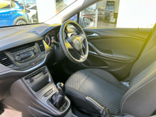 2017 Opel Astra 1L Petrol For Sale Images
