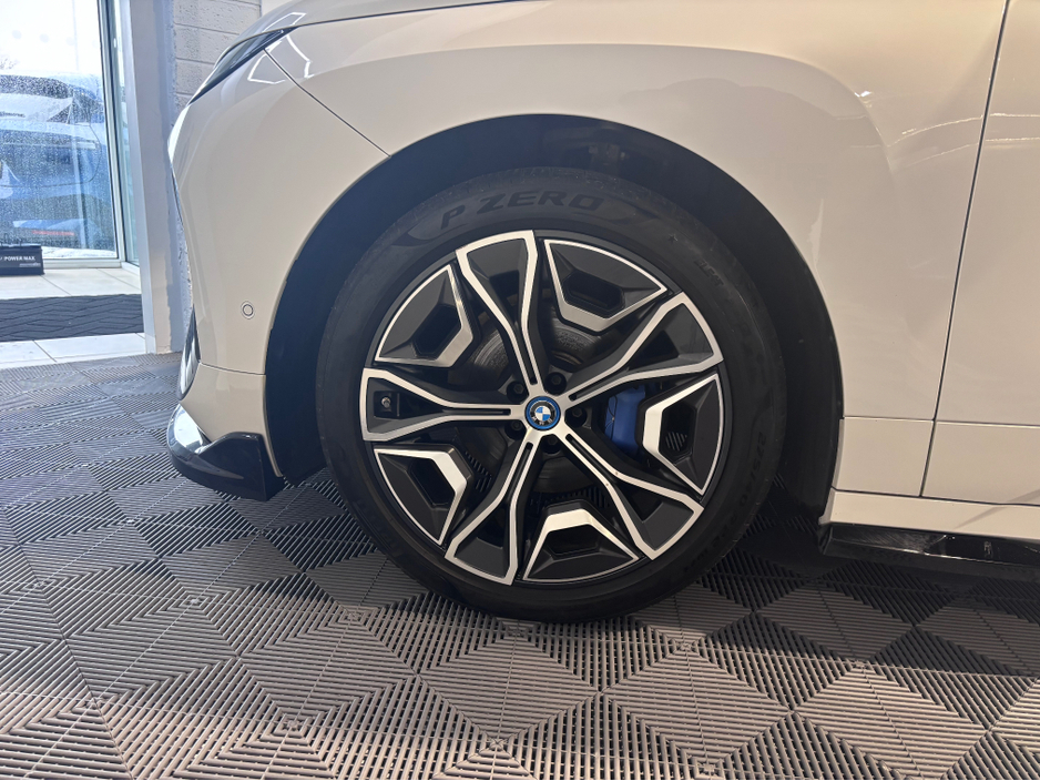 2024 BMW iX 0L Electric For Sale Images