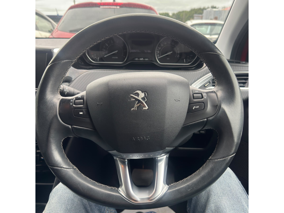 Peugeot 208 1.2 PureTech 68bhp Access 5 dr — thumbnail 18