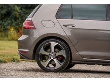 2017 Volkswagen Golf 2L Petrol For Sale Images